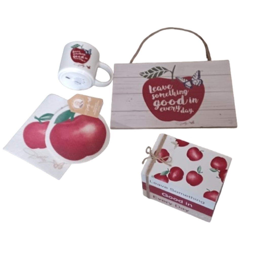 Dolly Parton Apple Themed Kitchen Decor Set 4 Pcs Mug